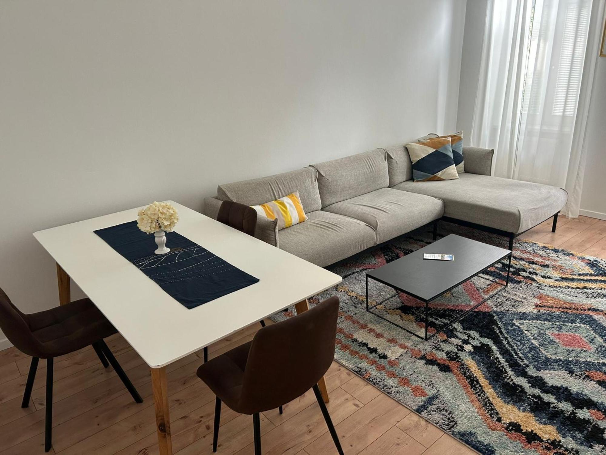 Favoriten Apartments Виена Екстериор снимка
