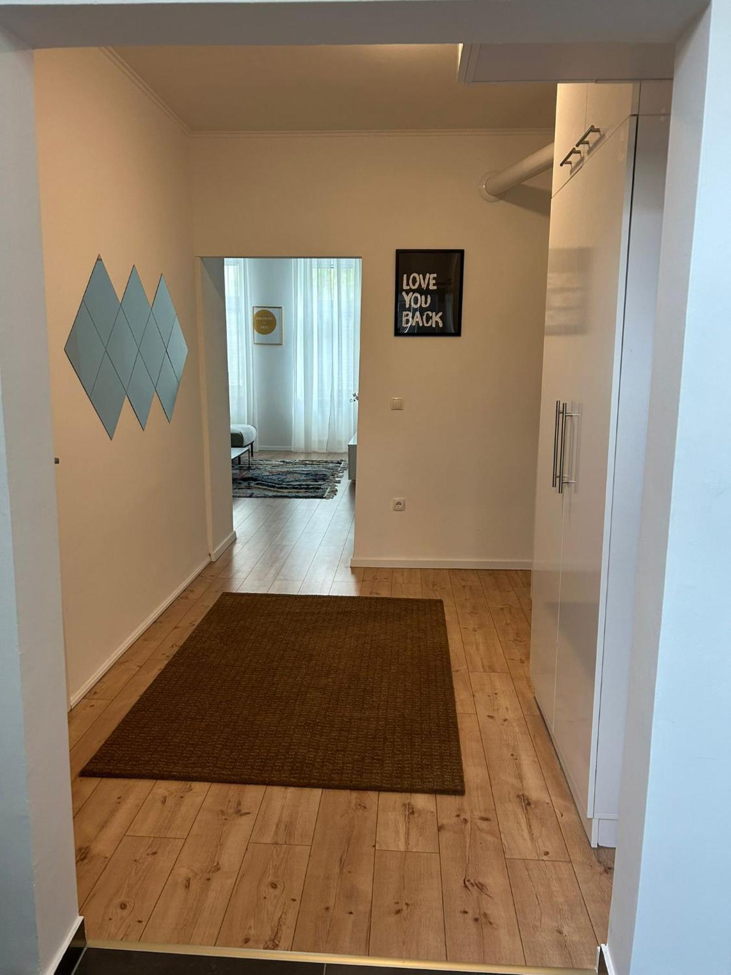 Favoriten Apartments Виена Екстериор снимка