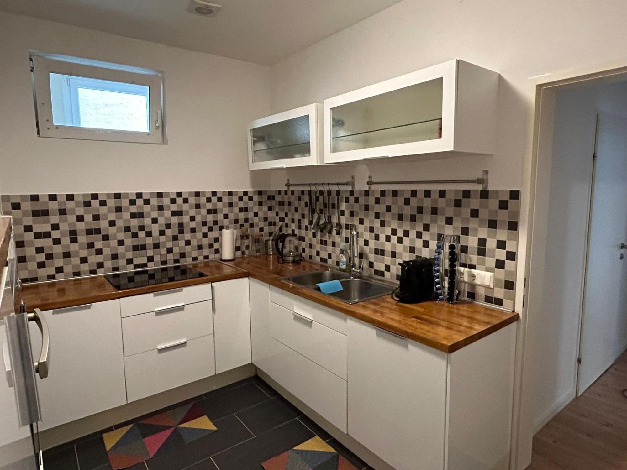 Favoriten Apartments Виена Екстериор снимка